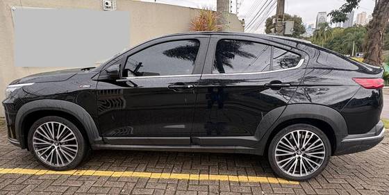 FIAT FASTBACK 1.3 TURBO 270 FLEX LIMITED EDITION AT6 FIAT FASTBACK 1.3 TURBO 270 FLEX LIMITED EDITION AT6
